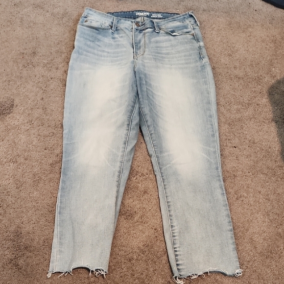 Denizen Levis Women's Light Blue Jeans - Picture 1 of 8